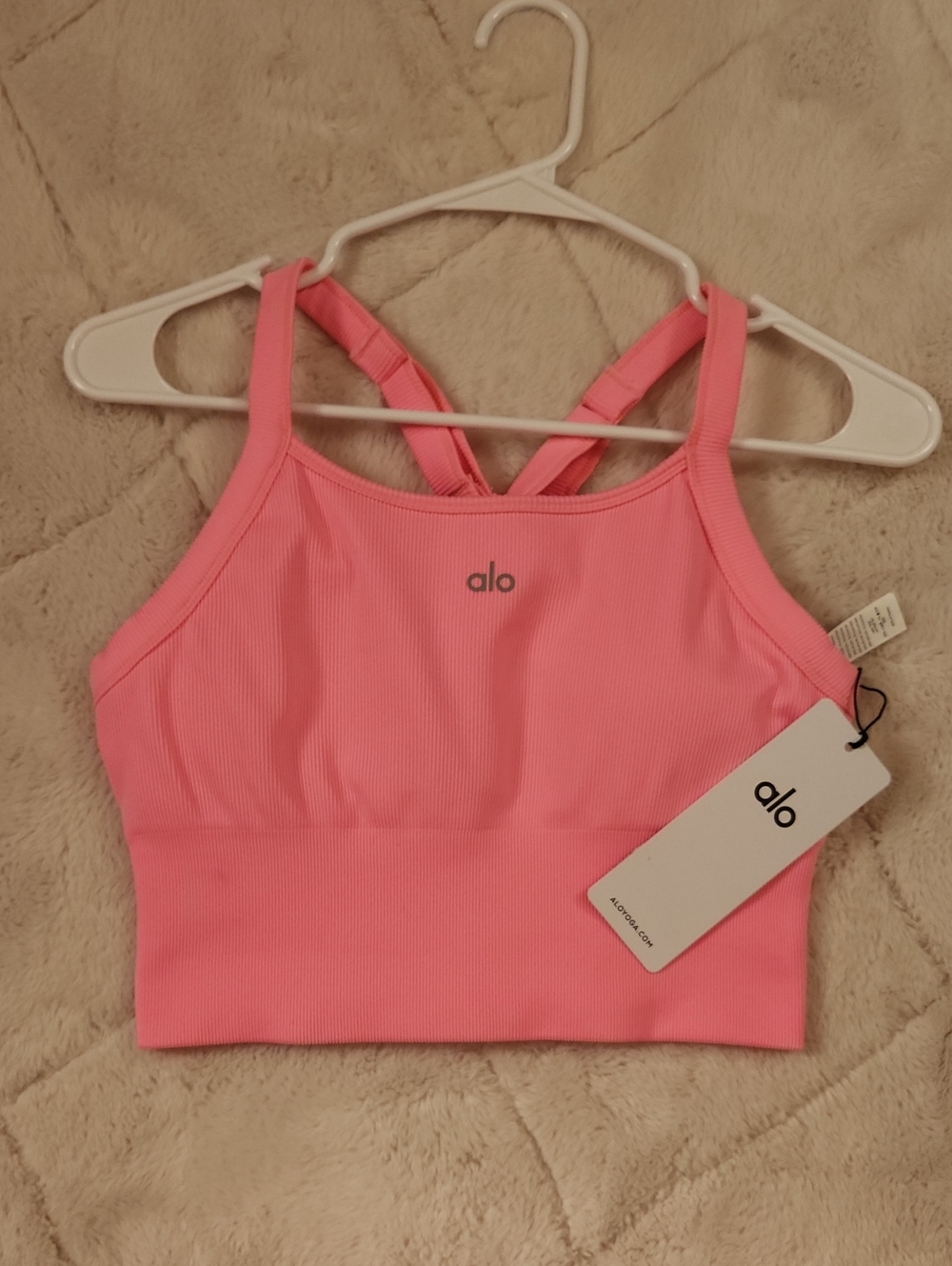 Alo Seamless Ribbed Favorite Tank Bra - Picture 2 of 6